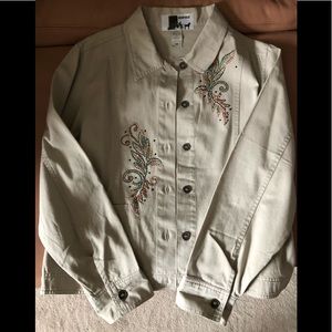 Ladies Shipshe size Medium light-weight  jacket 🌻